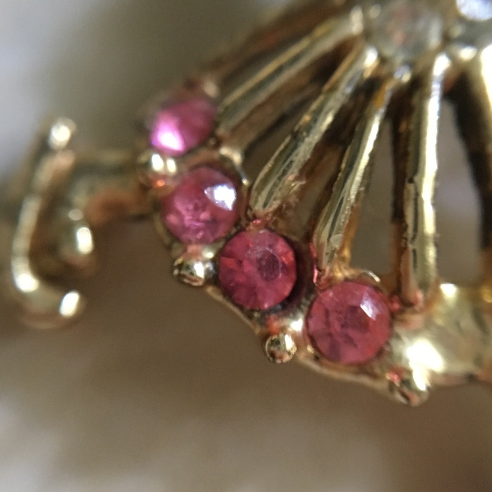 Vintage Goldtone Boy & Girl Dutch Skater Dancer Rhinestone Brooch - Picture 6 of 7